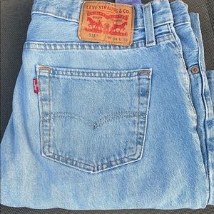 Men’s Levi jeans